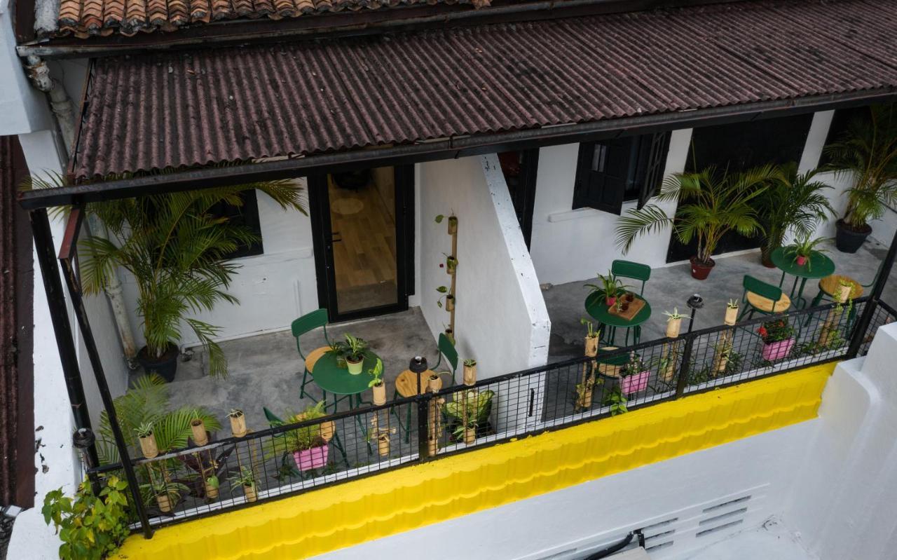 Attic Hotel Джордж Таун Екстериор снимка